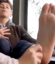 Boy feet 2 5c1f61172dd21.jpg
