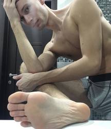 Boy feet 4 5c2518930cb8b.jpg