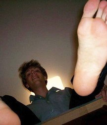 Boy feet 4 5c251895b0888.jpg