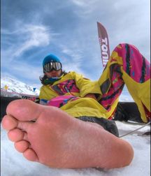 Boy feet 5 5c26c186486fb.jpg