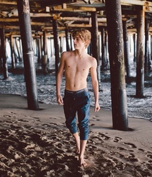 Boy feet 5 5c26c1ab7cc9c.jpg