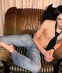 Boy feet 5 5c26c1b494803.jpg