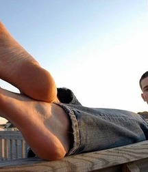 Boy feet 6 5c26dc9436161.jpg