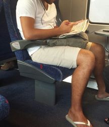 Flip flops 2 5c291a2f0d794.jpg
