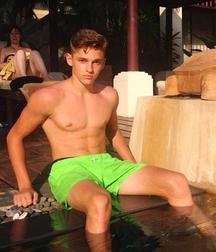 Boys and men 2 5c293cc7cfa2e.jpg