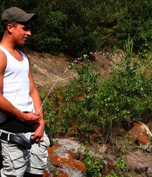 Pee boys 5c29419b0cded.jpg