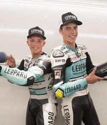 Biker boys  5c298efd213fc.jpg