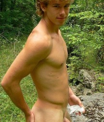 Boys and Models 3 5c2b9ef8dadd7.jpg