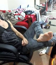 Sniff em lick em 5c2bc65f95b1c.jpg