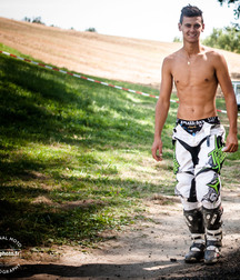 Biker hotties 5c2bce52c534d.jpg