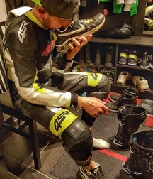 Biker hotties 5c2bce5e207a8.jpg