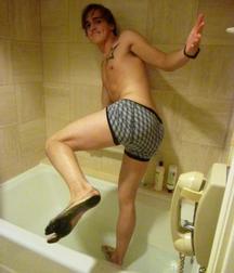 Dom boys feet  5c2bea18de570.jpg