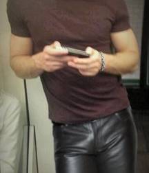 Lovin leather 2 5c2c29576166f.jpg