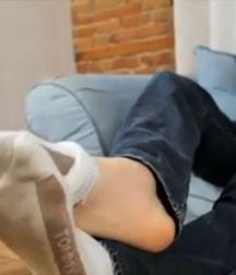 Boy feet 9 5c2d11951ff21.jpg