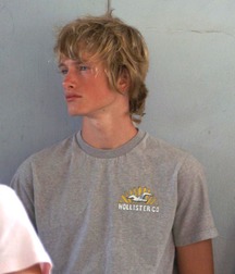 College guys 5c2d5186b3225.jpg