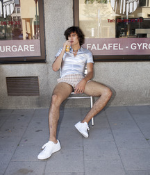 College guys 5c2d51c67c61f.jpg