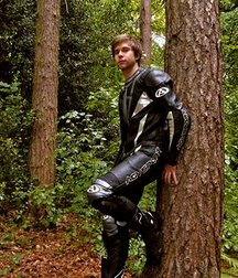 Lovin leather 3 5c2de85ccd6f5.jpg