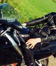 Lovin leather 3 5c2de85f5fca3.jpg