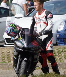Motobikers 5c2df02b2d6c6.jpg