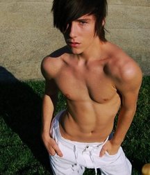 Skinny Guys 5c2f9027cc4ff.jpg