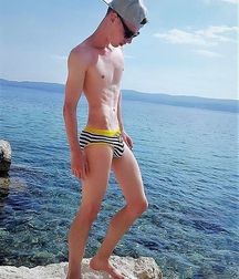 Speedo boys 5c2fc98a6b12a.jpg