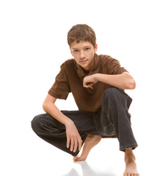 Barefoot in jeans 5c3002f0221af.jpg