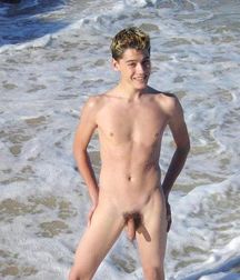 Twinks 3 5c30d73ea736e.jpg
