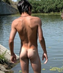 Twinks 3 5c30d74b551f0.jpg