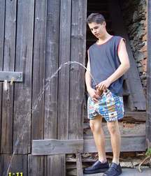 Pee boys 2 5c311bd666191.jpg