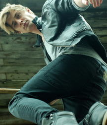 Sneakers and Jeans 5c31393251c7b.jpg