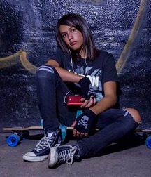 Sneakers and Jeans 5c313963b84a2.jpg