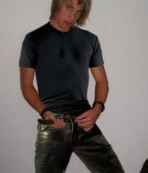 Leather pants 5c315e6351ebc.jpg