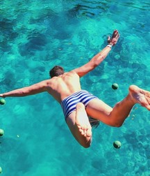 Boy feet 11 5c326a0fc98a1.jpg