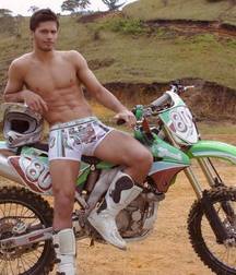 Biker and boots 5c3532679a167.jpg