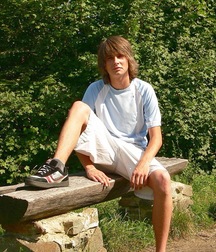 Long hair boys 5c3620d4e9eca.jpg
