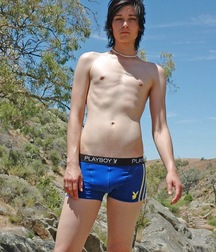 Long hair boys 5c3620d8a75c7.jpg
