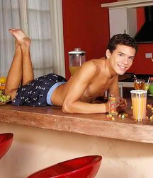 Boy feet 12 5c3695984696b.jpg