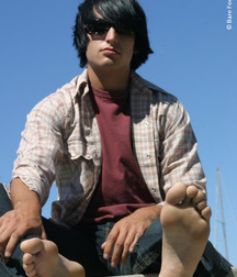 Boy feet 13 5c377b2ccafca.jpg