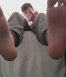 Boy feet 13 5c377b5f2a111.jpg