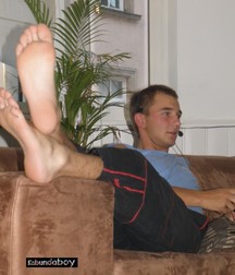 Boy feet 14 5c37bec32fbd5.jpg