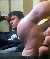 Boy feet 15 5c37e07d06eb7.jpg