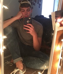 Boy beauties 5c39eaa762e33.jpg