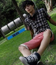 Boy beauties 5c39eada7a995.jpg