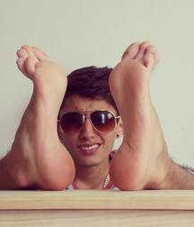 Boy feet 16 5c3a01d6c4bf1.jpg