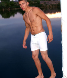 Barefoot boys 5c3b0f6acb477.jpg