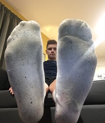 Barefoot boys 3 5c3ca4f684cef.jpg