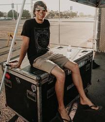 Barefoot boys 3 5c3ca51da7ea7.jpg
