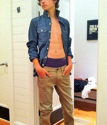 Twinks 4 5c3cae54ce72f.jpg
