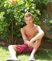 Dom Boys 5c3cf10239095.jpg
