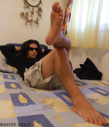 Smelly teen boy feet 5c3df4f6c1ae1.jpg